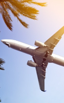  Get ₹200 off on every flight booking
